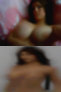 Single woman with shared kinks.